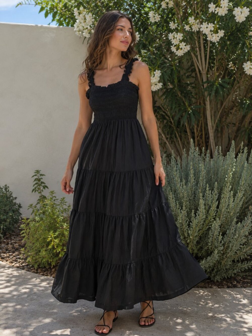GAP Smocked Tiered Maxi Dress – Black | Size Small